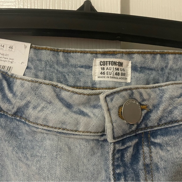 Cotton On curve Original Flare Jean - Picture 6 of 6